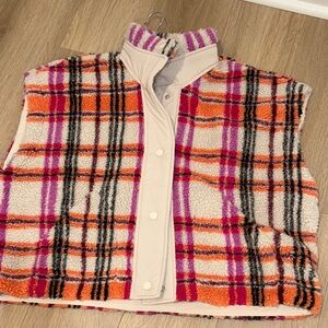 SHERPA PLAID JACKET VEST- MEDIUM